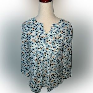 Croft & Barrow -NWT- 1/2 Button-Up Blue Floral Blouse - Size: XS